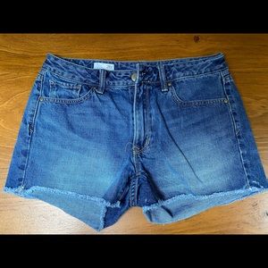 Gap size 26 shorts